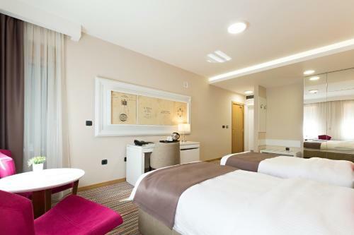 Hotel Tesla - Smart Stay Garni