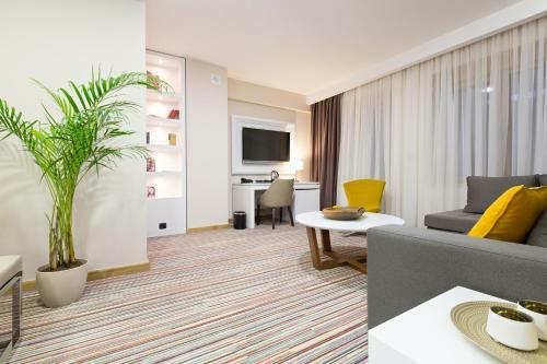 Hotel Tesla - Smart Stay Garni
