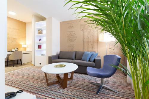 Hotel Tesla - Smart Stay Garni