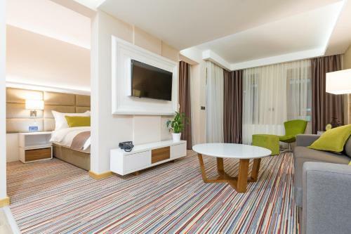 Hotel Tesla - Smart Stay Garni