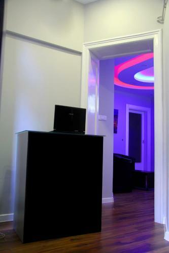Hostal M&c - Modern Rooms