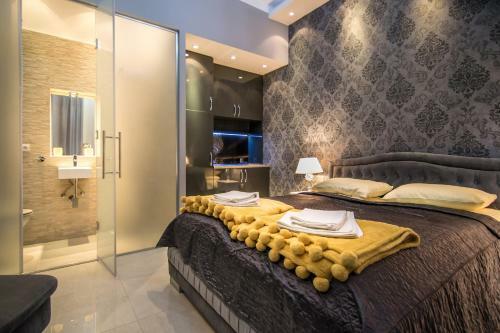 Nusha Apartments