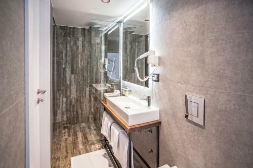 Hostal Nomad Luxury Suites