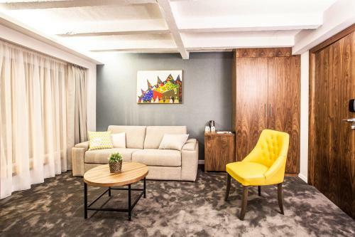 Hostal Nomad Luxury Suites