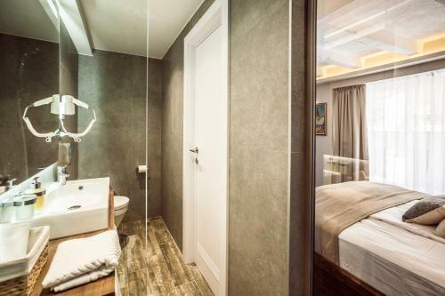Hostal Nomad Luxury Suites