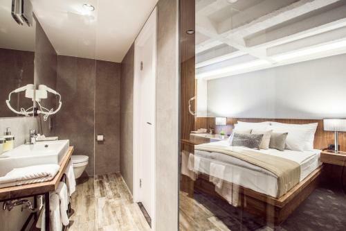 Hostal Nomad Luxury Suites