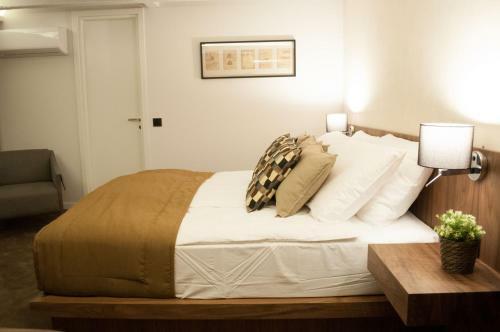 Hostal Nomad Luxury Suites