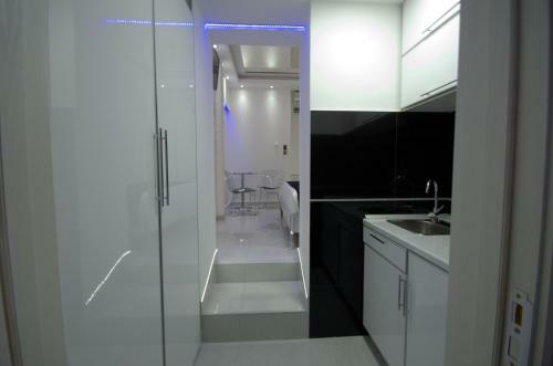 Monroe Apartment