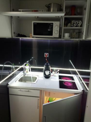 Monroe Apartment
