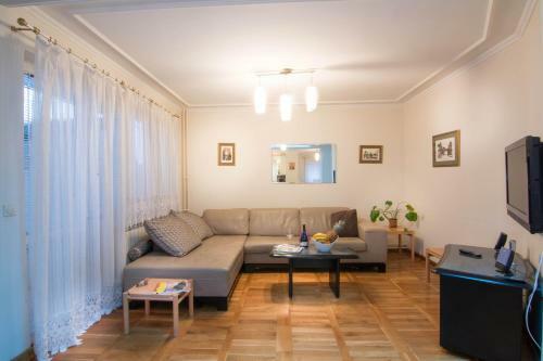 Apartment Bulevar