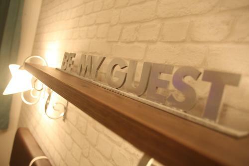 Hostal French Chic House