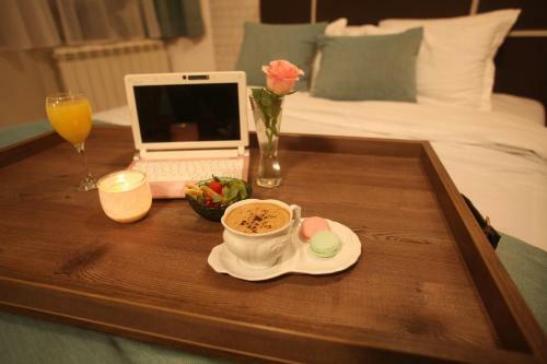 Hostal French Chic House