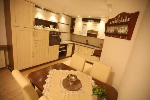 Hostal French Chic House
