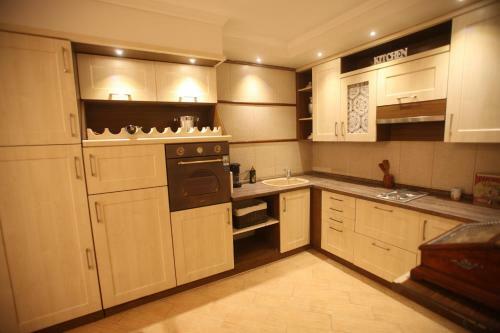 Hostal French Chic House