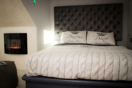 Hostal French Chic House