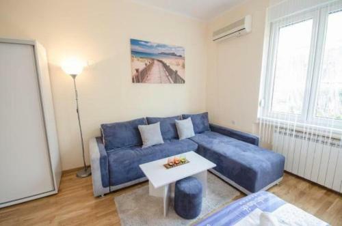 Bianco Apartment