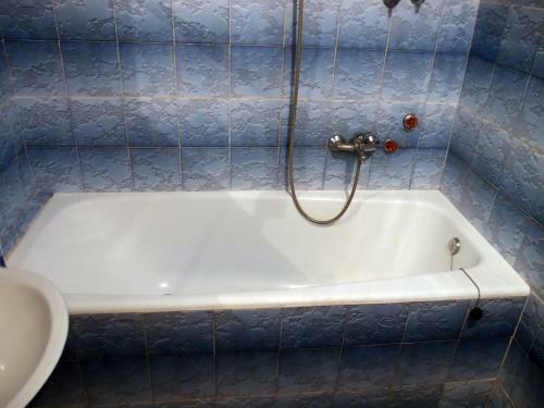 Hostal Hram Rooms