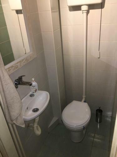 Hostal Hram Rooms