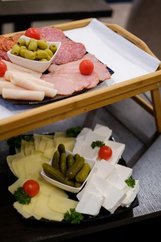Airport Hotel Garni