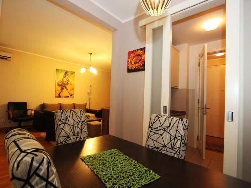 Twin Belville Apartments