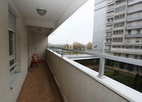 Twin Belville Apartments