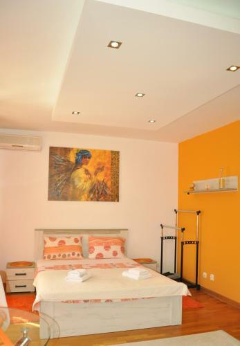 Twin Belville Apartments