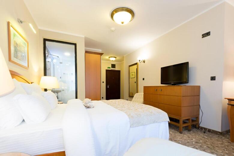 Hotel Sterling Garni