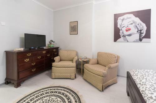 Modern Central Apartments
