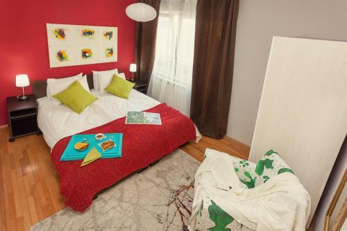Designer Apartment Wow!
