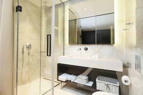 Hostal Maccani Luxury Suites