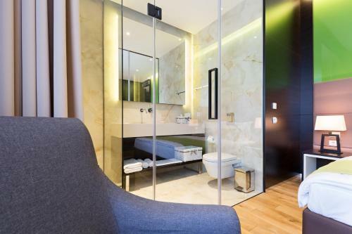 Hostal Maccani Luxury Suites