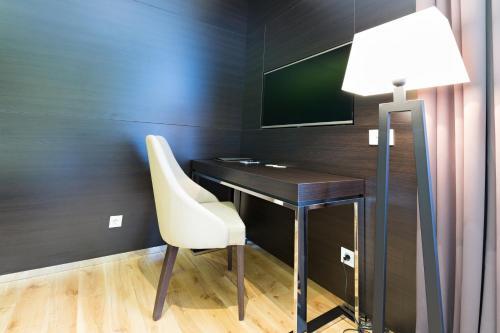 Hostal Maccani Luxury Suites