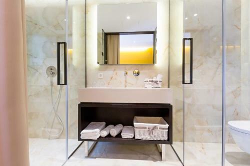 Hostal Maccani Luxury Suites