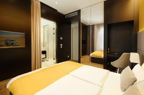 Hostal Maccani Luxury Suites