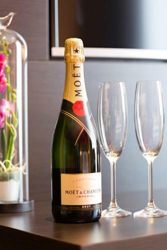 Hostal Maccani Luxury Suites
