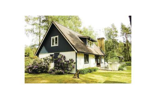 Three-bedroom Holiday Home In Blentarp
