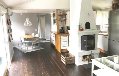 Four-bedroom Holiday Home In Boxholm