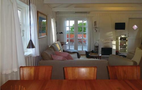 Three-bedroom Holiday Home In Solvesborg