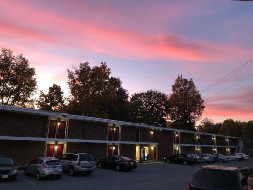 Motel The Autumn Inn
