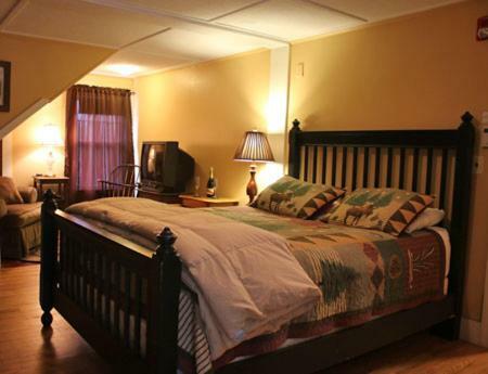 Hotel Wildcat Inn And Tavern