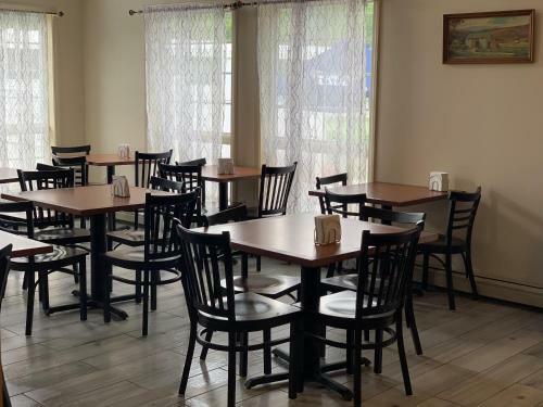 Hotel Lodge At Jackson Village