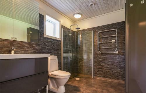 Four-bedroom Holiday Home In Ambjornarp