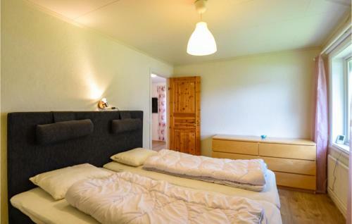 Four-bedroom Holiday Home In Ambjornarp