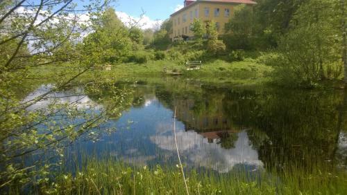 Lidhem B&B And Holiday Apartments