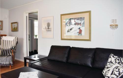 Two-bedroom Holiday Home In Hollviken