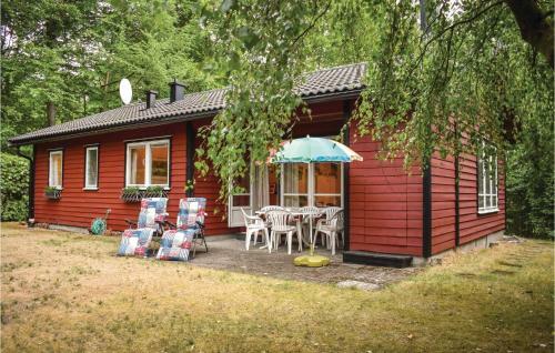 Three-bedroom Holiday Home In Hjarnarp