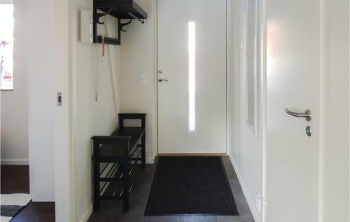 Two-bedroom Apartment In Hamneda