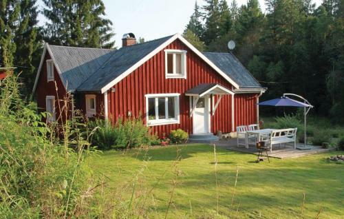 Three-bedroom Holiday Home In Hallaryd