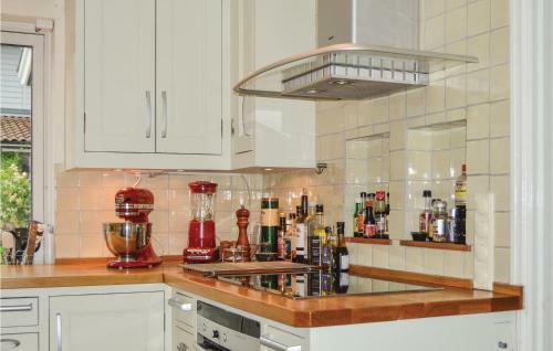 Two-bedroom Holiday Home In Gustavsberg