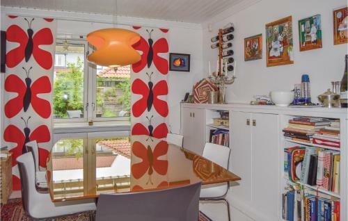 Two-bedroom Holiday Home In Gustavsberg
